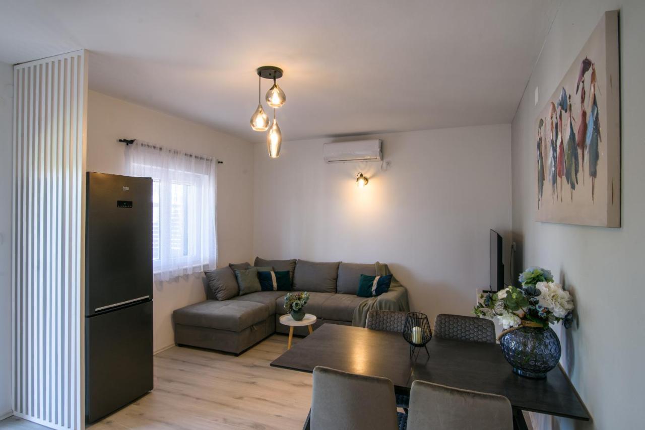 Luxury Apartment Hajdi Traù Esterno foto