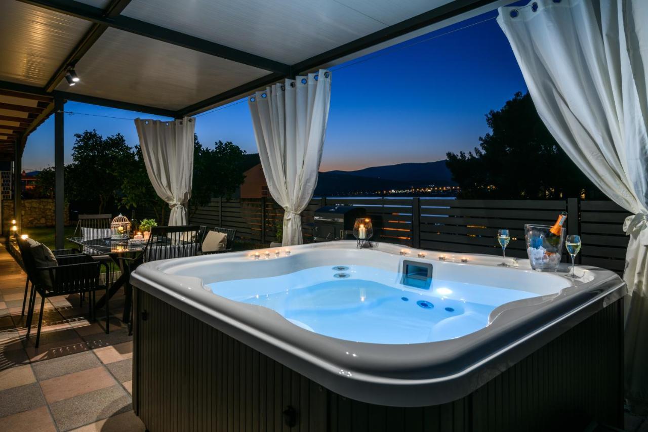 Luxury Apartment Hajdi Traù Esterno foto