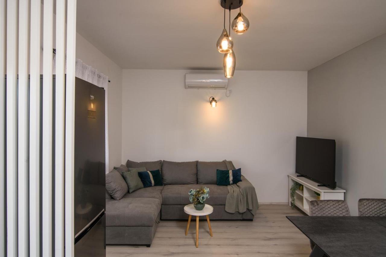Luxury Apartment Hajdi Traù Esterno foto
