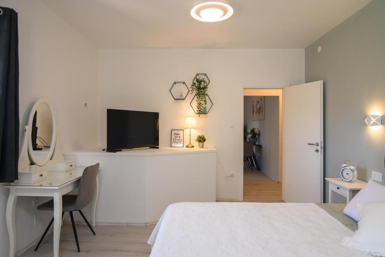 Luxury Apartment Hajdi Traù Esterno foto
